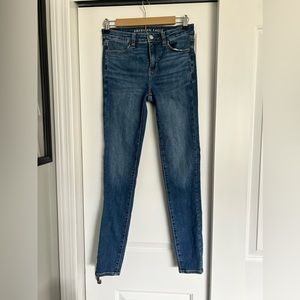 American Eagle - Next Level Stretch - High Rise Jegging - Size 4L - Classic Blue